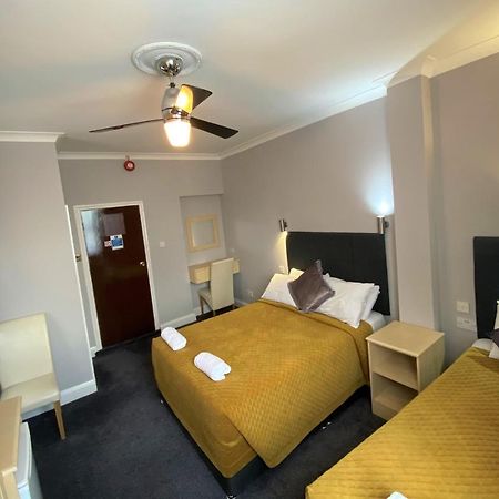 Lampton Guest House Hounslow Esterno foto