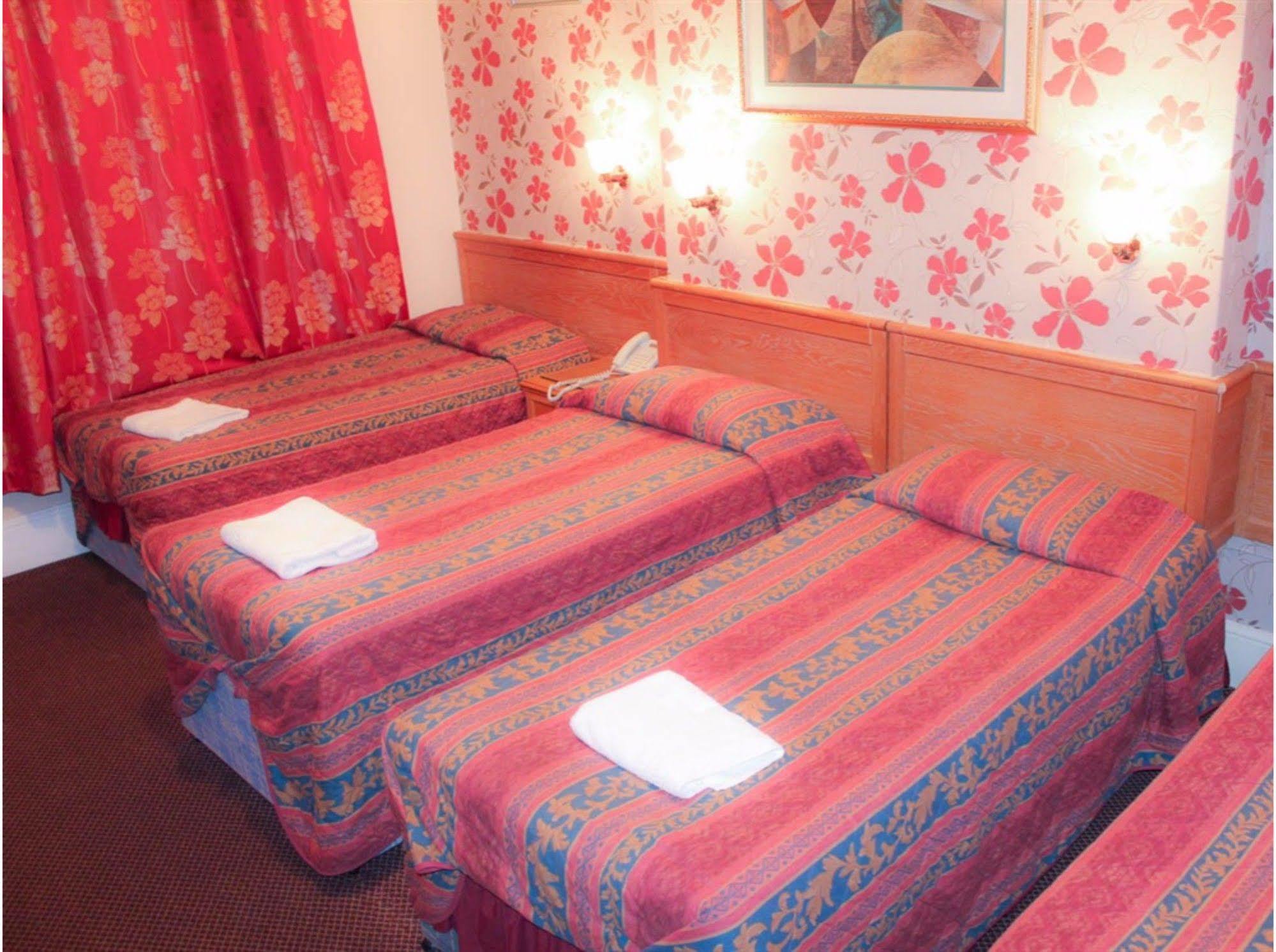 Lampton Guest House Hounslow Esterno foto