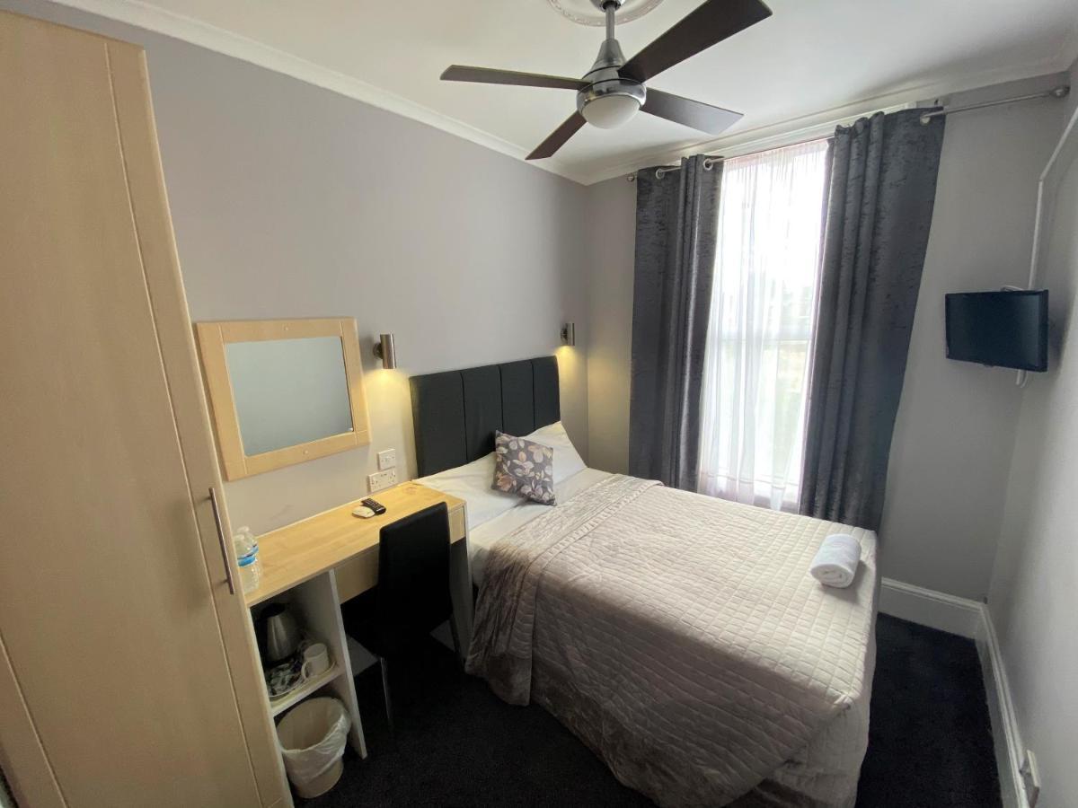 Lampton Guest House Hounslow Esterno foto